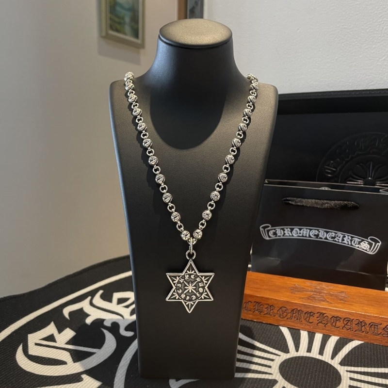 Ch**me He**ts necklaces